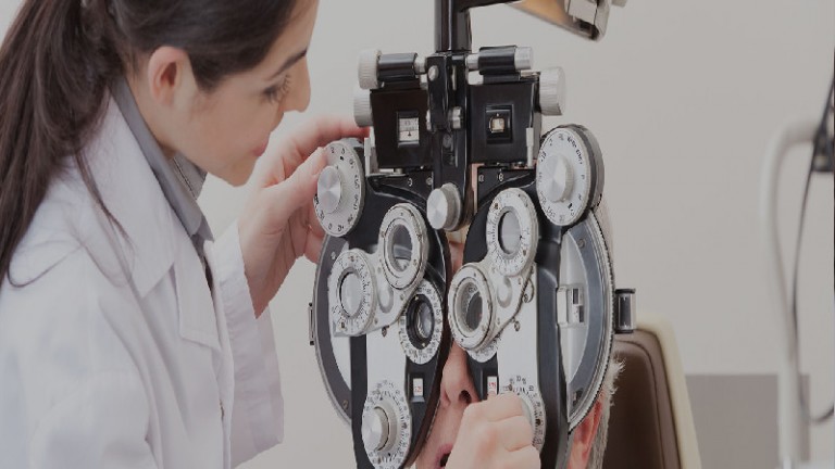 Tips on Choosing the Right Eye Care Center in Murrieta, CA