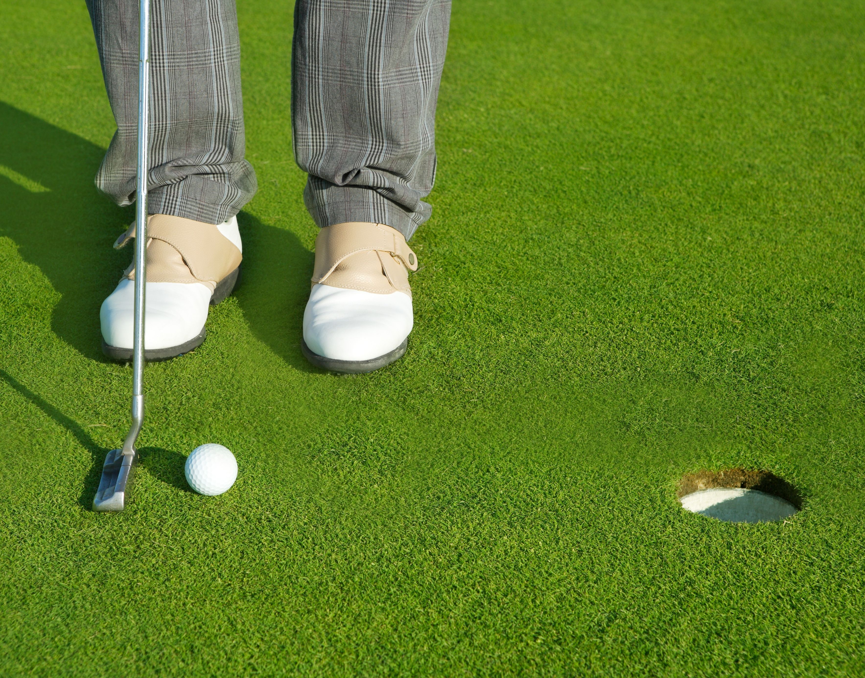 Visit The Best Golf Club in Iowa to Have Fun and Alleviate Stress